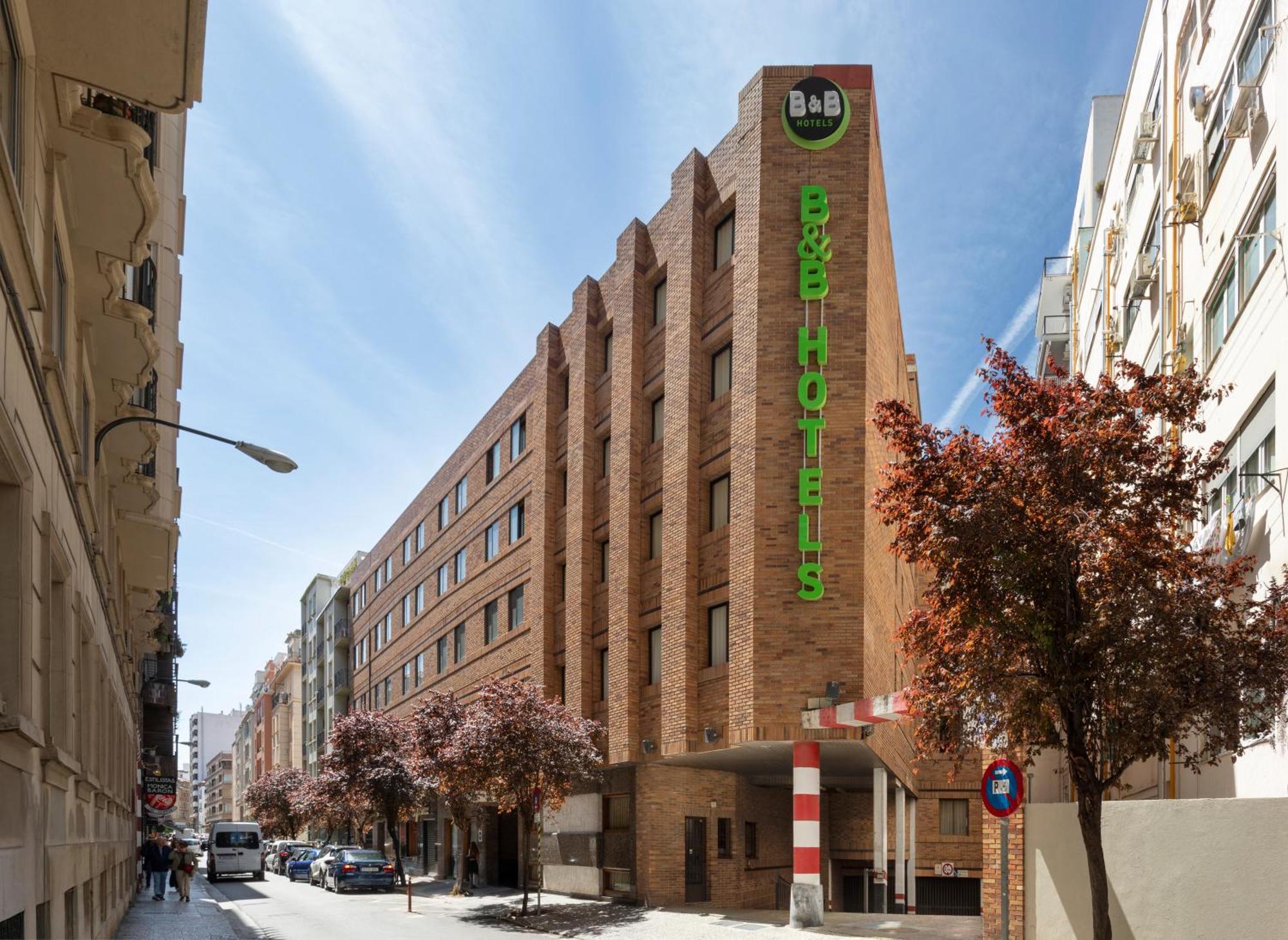 B&B Hotel Zaragoza Royal Exterior photo